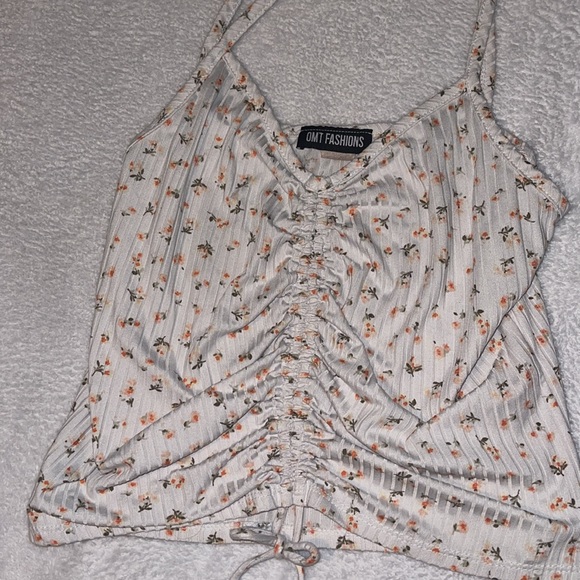 Floral Tank Top - Picture 2 of 4